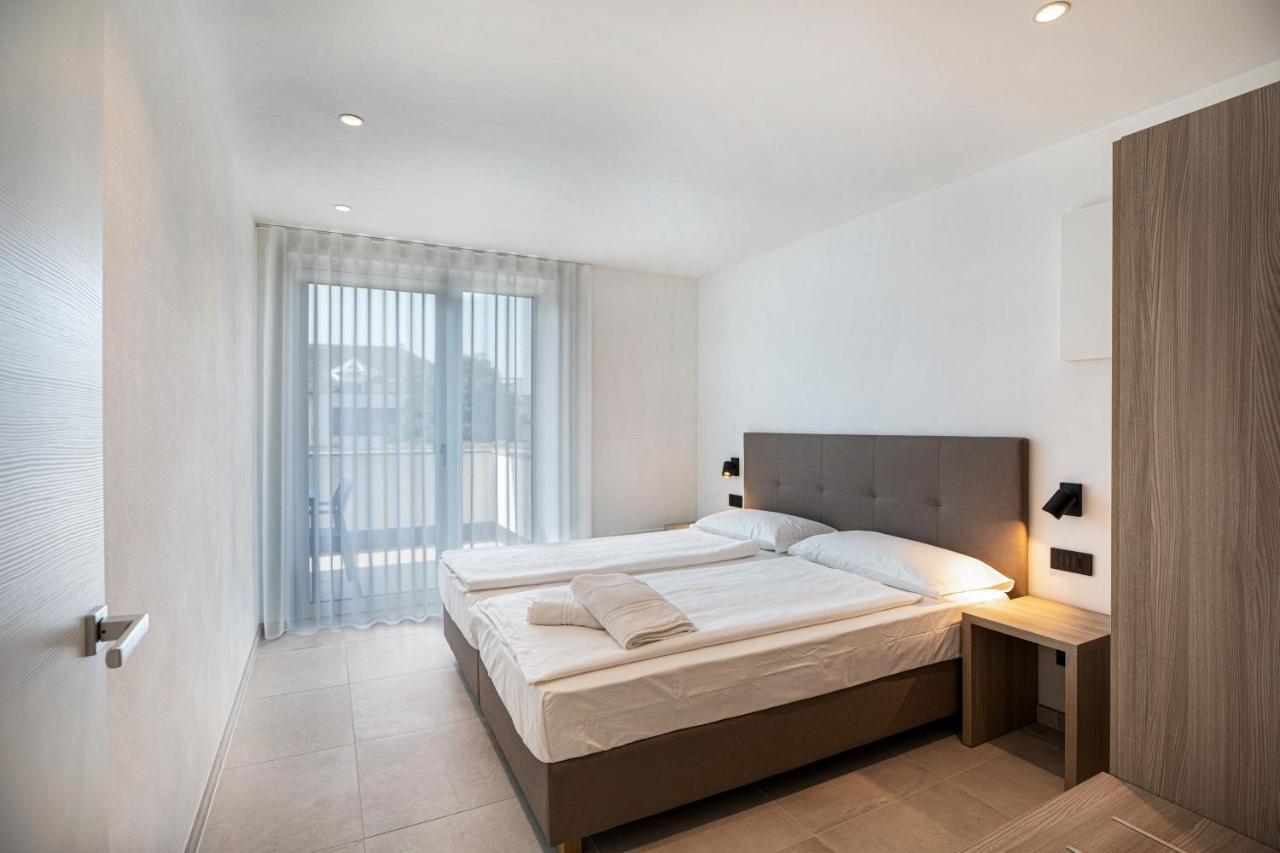 Apartments Curti - Abendrot Лаивес Екстериор снимка